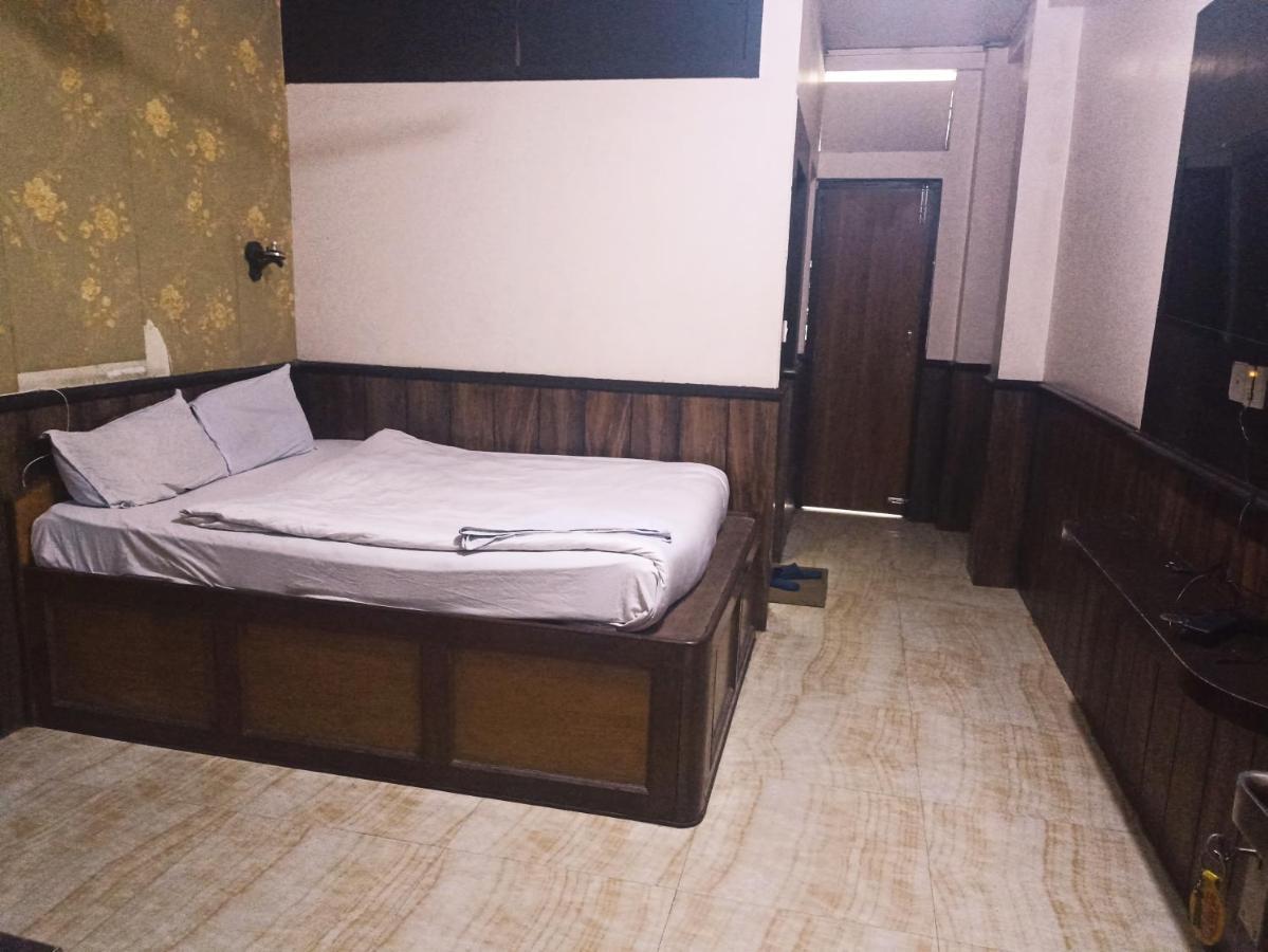 Hotel Prakash International Hetauda ภายนอก รูปภาพ