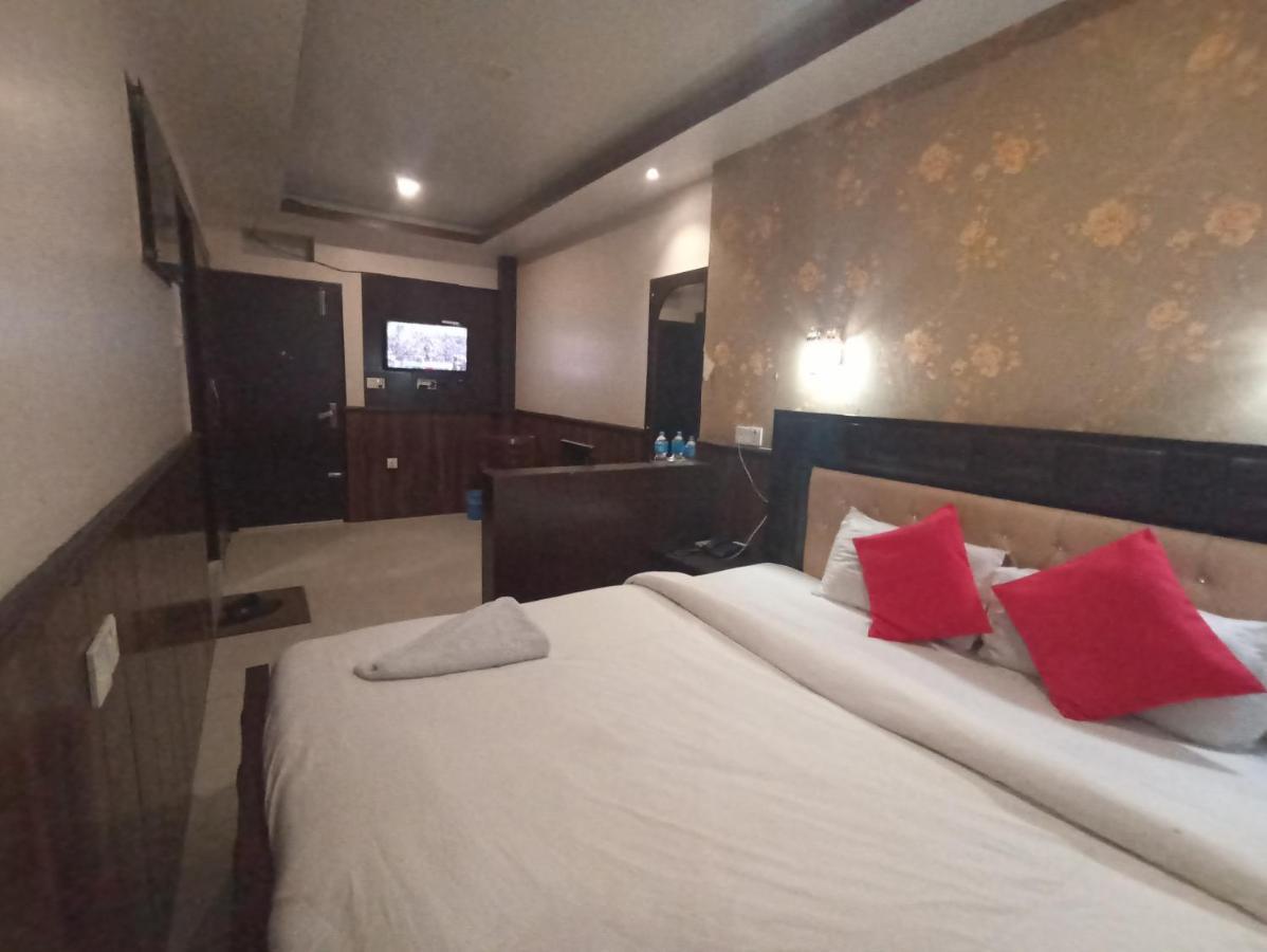 Hotel Prakash International Hetauda ภายนอก รูปภาพ