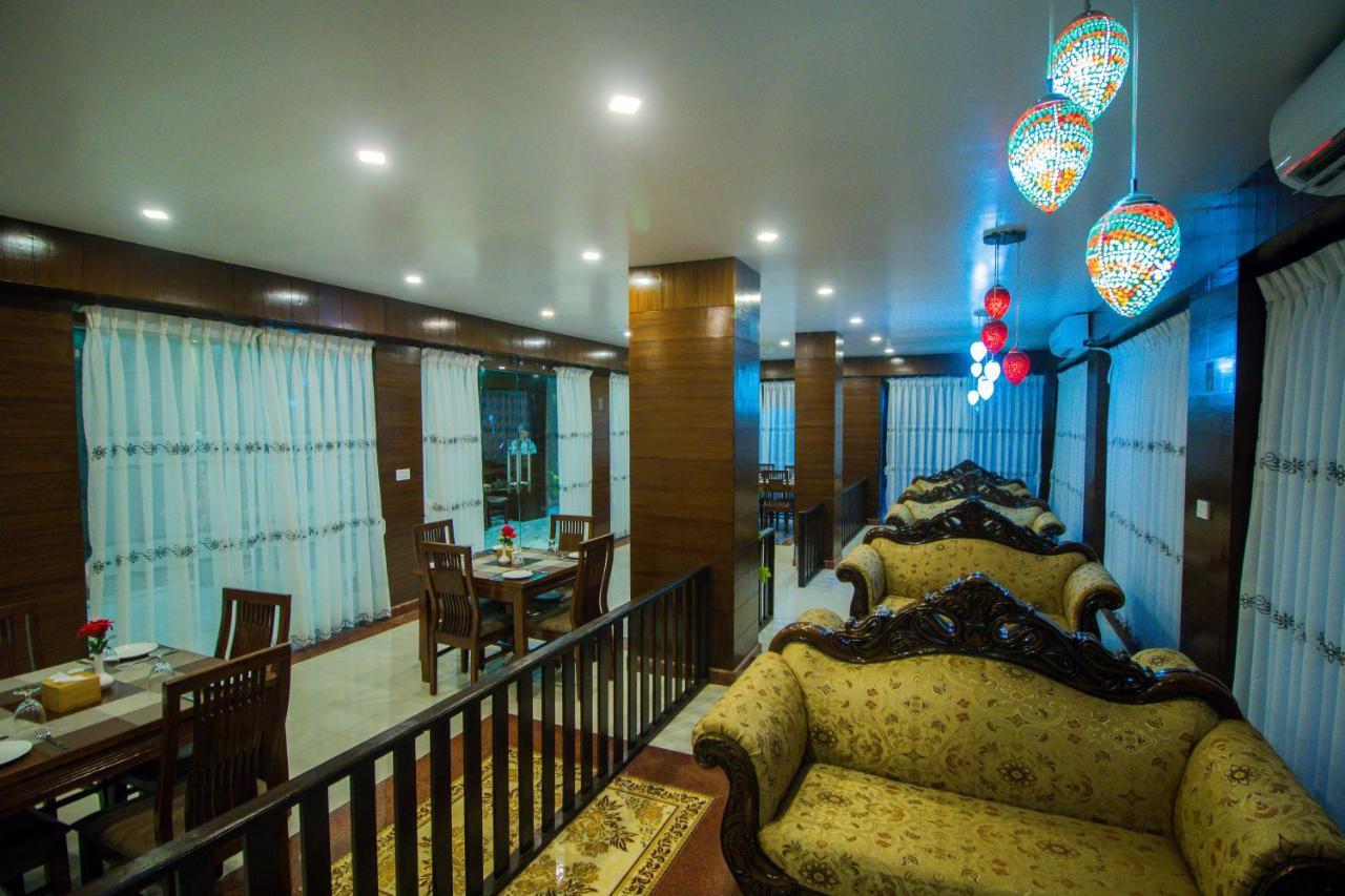 Hotel Prakash International Hetauda ภายนอก รูปภาพ