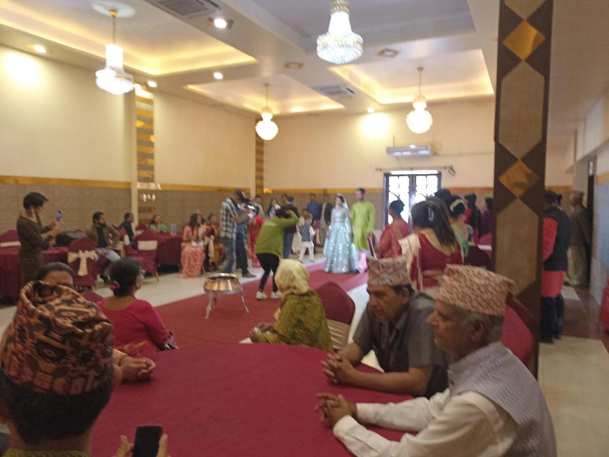 Hotel Prakash International Hetauda ภายนอก รูปภาพ